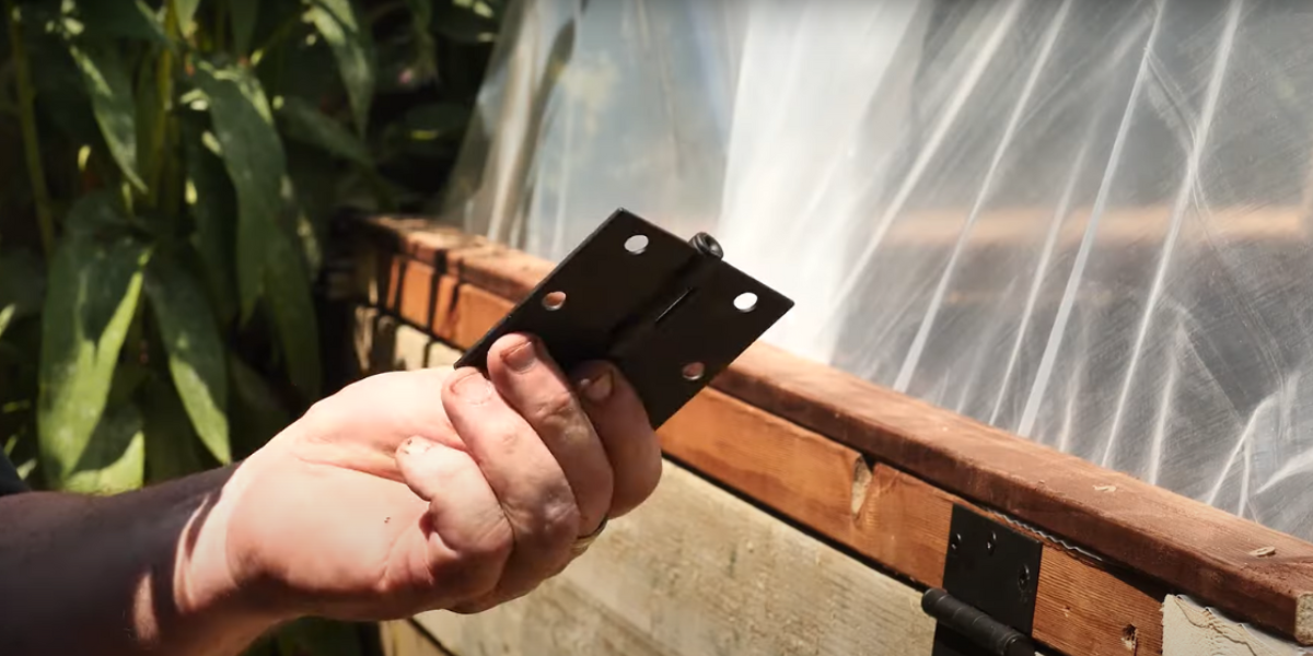 Picture of a metal hinge