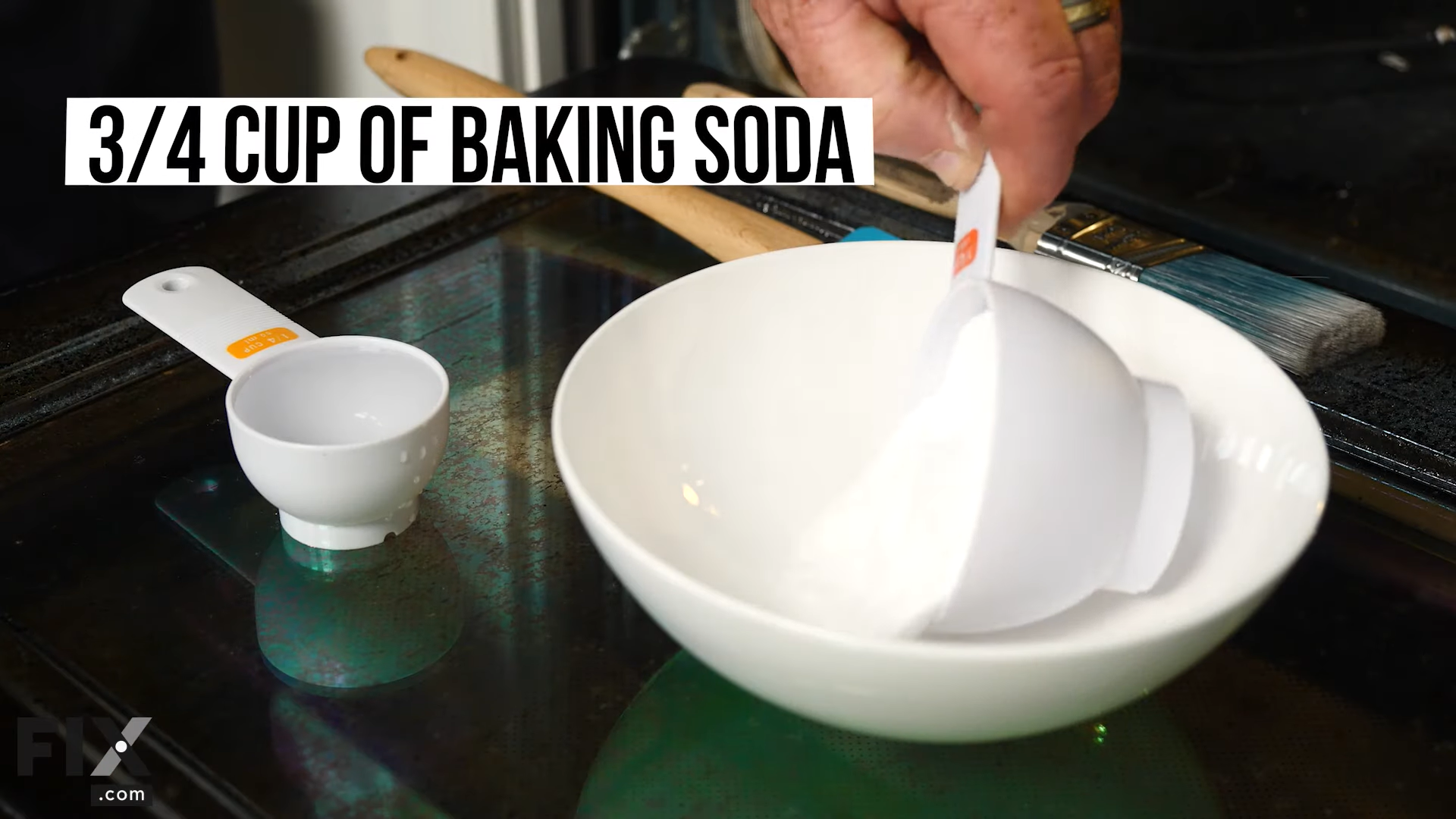 Homemade Cleaner Made from Baking Soda