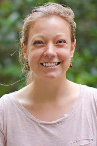 Laura Schwecherl