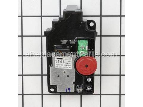 10153032-1-M-Makita-631656-4-Controller
