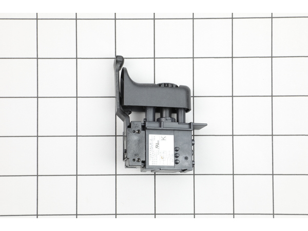 10153494-1-M-Makita-650524-2-Switch Tg813alb-2