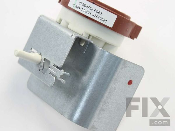1020443-1-M-GE-WH12X10302        -SWITCH PRESSURE