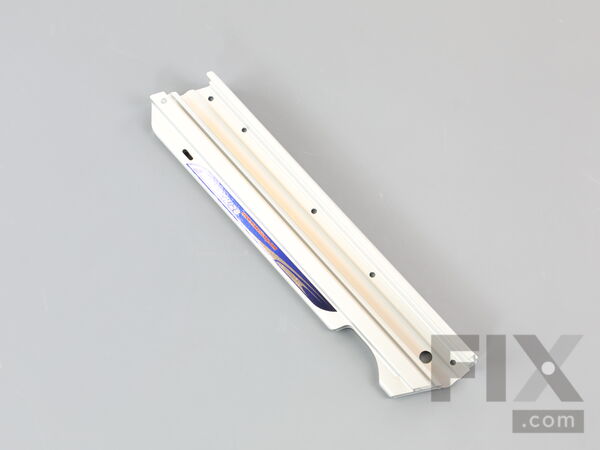 10413826-1-M-Max-KN81033-Magazine