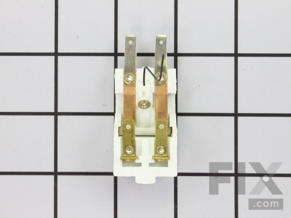 10493467-1-M-T-Fal-SS-182823-Switch