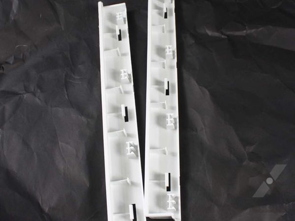 11764942-1-M-Whirlpool-W10826788-RETAINER