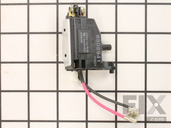 11885056-1-M-Makita-650594-1-Switch, BTL061