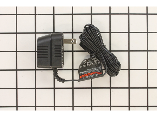 12004270-1-M-Black and Decker-90530404-01-Charger