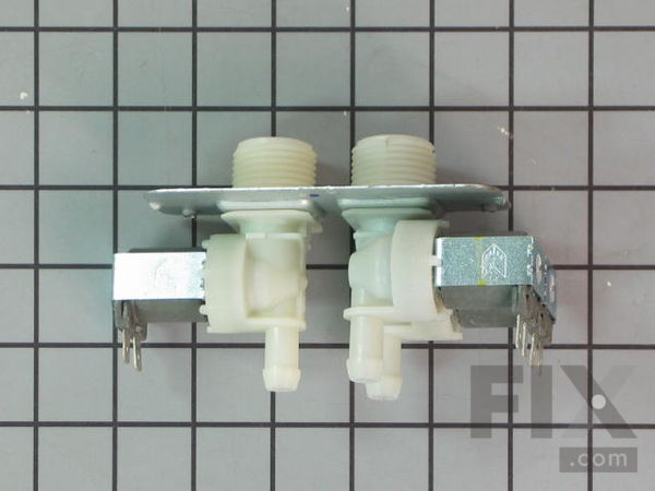 1482392-1-M-GE-WH13X10029        -Water Valve with 2 Inlets and 3 Outlets