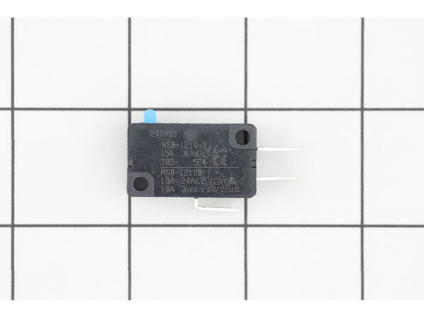 17836181-1-M-Worx-50023681-Switch