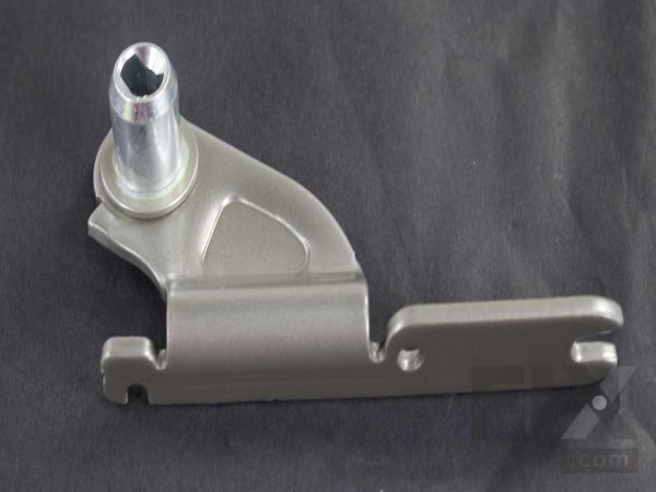 7320361-1-M-GE-WR13X10976- HINGE CENTER Assembly Right Hand