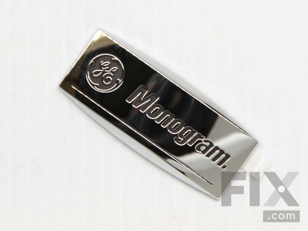 751917-1-M-GE-WB02X10833        -BADGE MONOGRAM SMALL