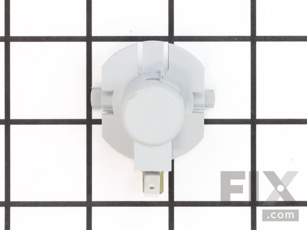 8884017-1-M-Simplicity-1714787SM-Socket, Bulb