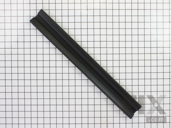 9030187-1-M-Husqvarna-544299401-Protector