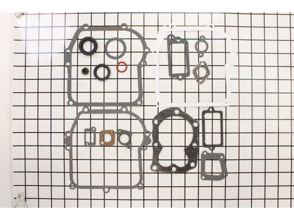 9035250-1-M-Briggs and Stratton-590777-Gasket Set-Engine