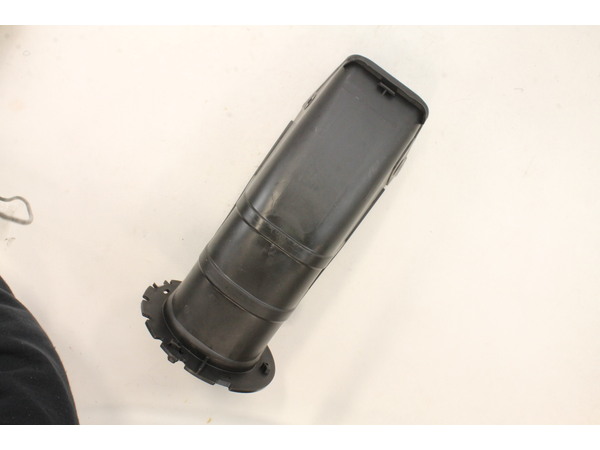 9058016-1-M-MTD-631-04131B-Chute Asm:lower