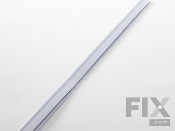 966527-1-M-GE-WR38X10312        -PLASTIC TRIM